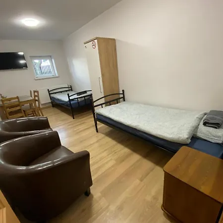 Sisters Rent 3 * 科宁